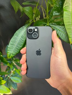 iPhone 15 - Unlocked - 128GB - No FaceID