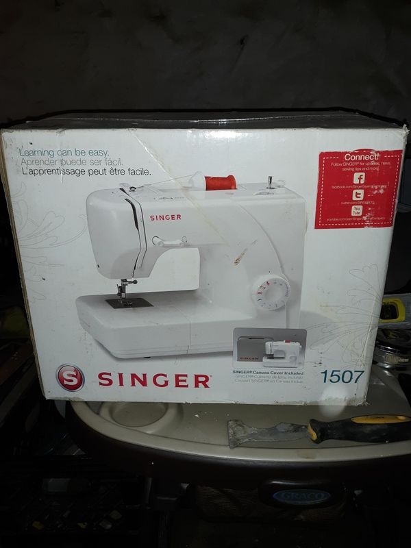 Singer Sewing Machine Model 1507 for Sale in Philadelphia, PA - OfferUp