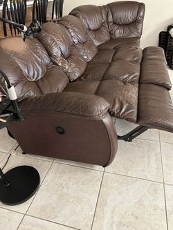 La-Z-Boy Leather Sofa With 3 Recliners and Corner Section