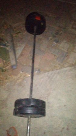 (Four)15 Lbs Weights And Bar