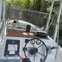 Center Console Boat 