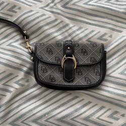 Dooney & Bourke