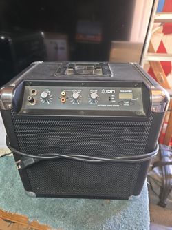 Portable sound  system  am a d fm