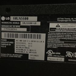 60” Working LG TV With Remote