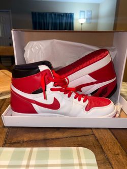 Jordan 1 highs Og heritage colorway OG box and extra laces
