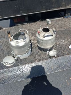 Stainless Steel Pressure Vessels with Fittings – Lot of 2