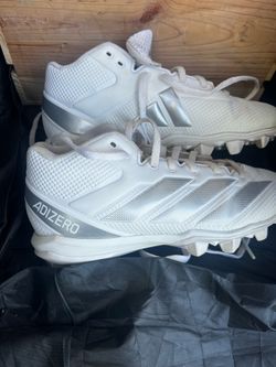 Addidas Baseball cleats size 4