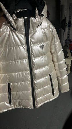 guess puffer tuff color