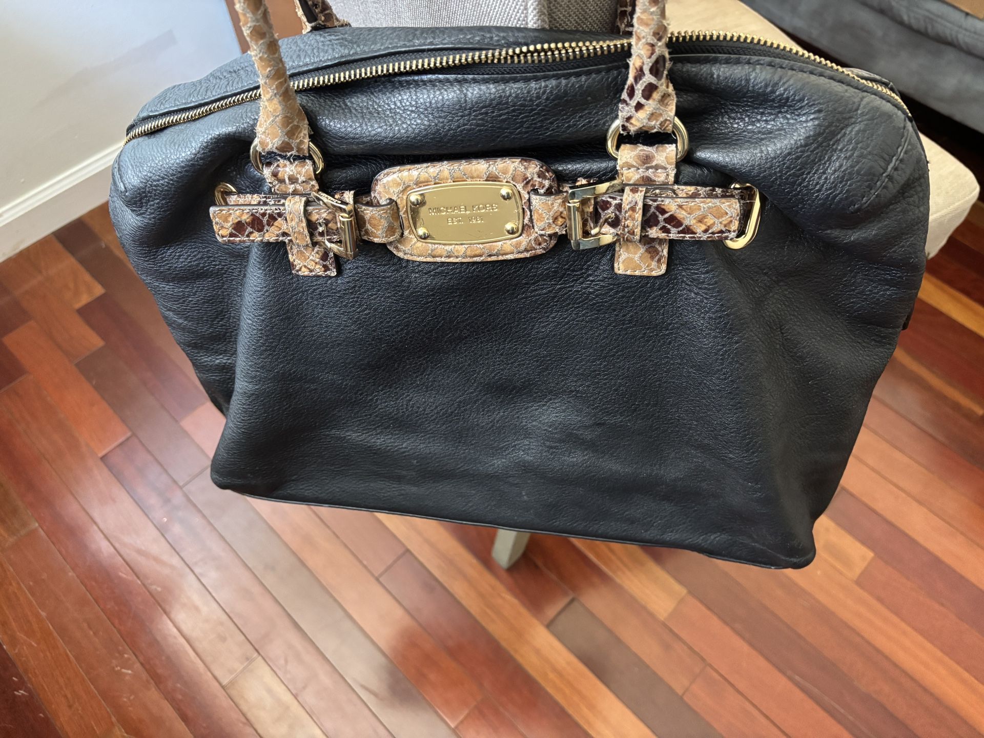 Michael Kors Weekender Bag -large