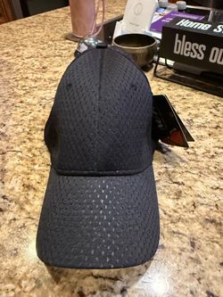 new NU FIT mesh-style fitted baseball sz s/m