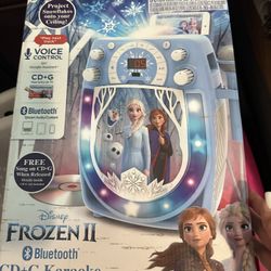 Disney Frozen II Bluetooth CD+G Karaoke with Party Lightshow-NIB