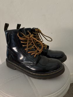 Dr. Martens