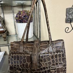 Leather bag rich chocolate color