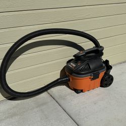 4 Gallon Rigid Vacuum 