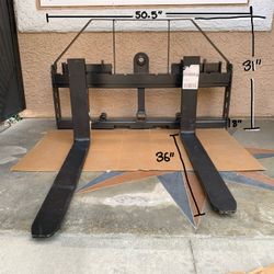 Bobcat Pallet Fork and Attachment