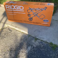 RIDGID Foldable Mobile Miter Saw Stand with Mounting 