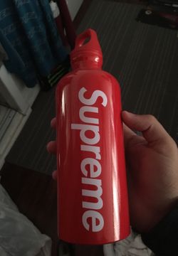 Supreme Bottle