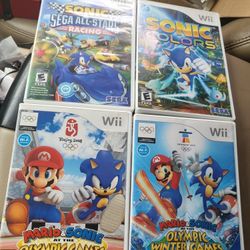 4 Nintendo Wii Mario and sonic games.
All complete greatly condition. 
Working perfectly 