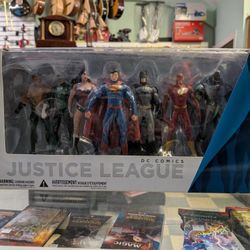 DC Collectibles Justice League 7 Figure Set
