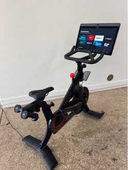Peloton Bike+ Plus With ONLY 26-50 Total Hours & Workouts!