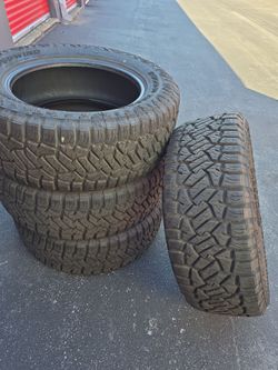 LT 285 60 20 Crosswind Rugged Traxx