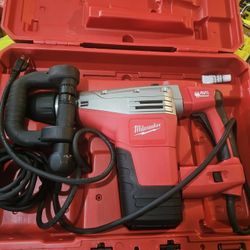 Milwaukee Demolition Hammer Sdx Max ( New )
