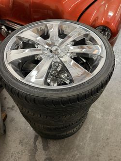 225/35ZR20 90Y Universal Rims