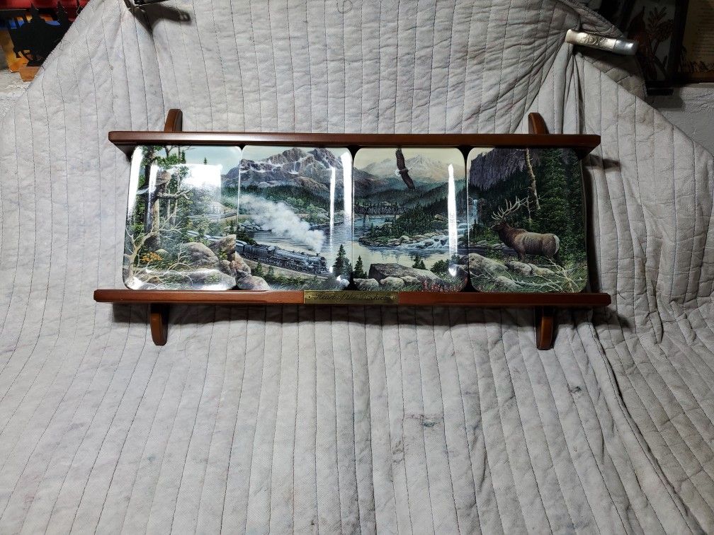 Vintage Heart Of The Rockies By Harold Roe Plates With Wooden Holder 1997 Limited Edition