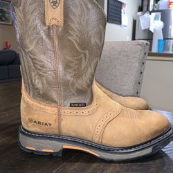 ARIAT BOOTS USED LIKE NEW SIZE #11