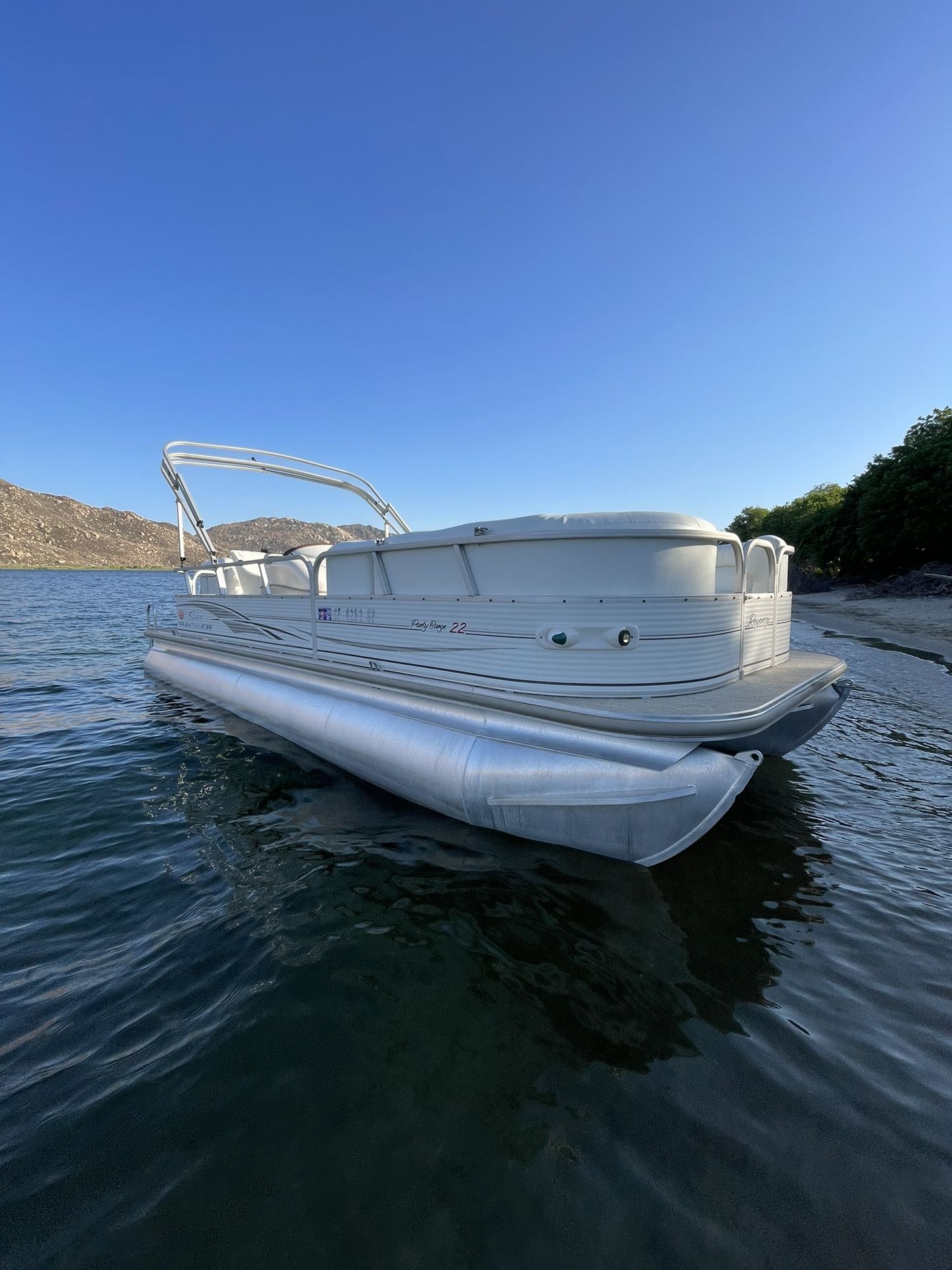 2007 Pontoon Party Barge