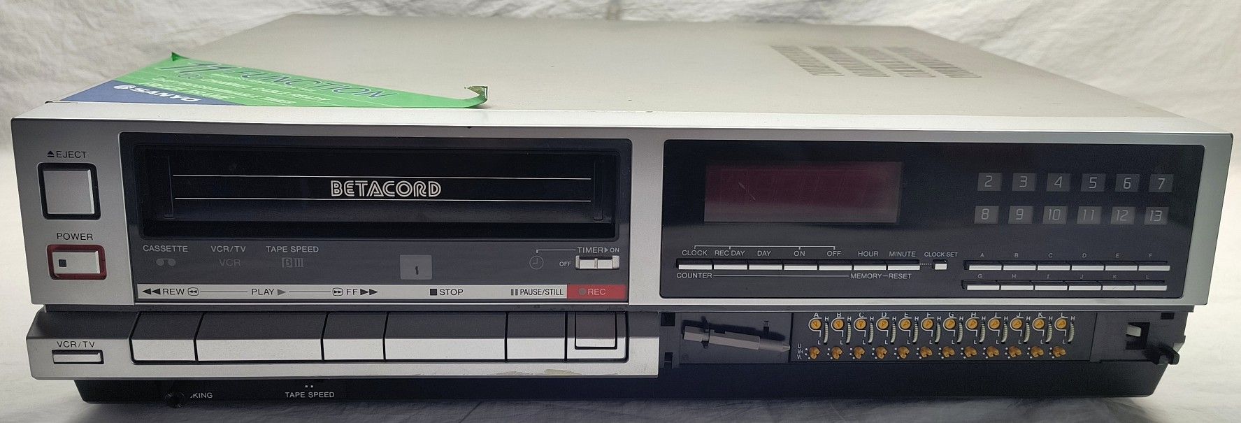 Vintage Sanyo Betacord VCR-4020 Betamax VCR Recorder