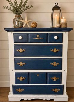 Chest of drawers