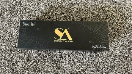 Straight Ahead Bionic Pro Flat Iron 