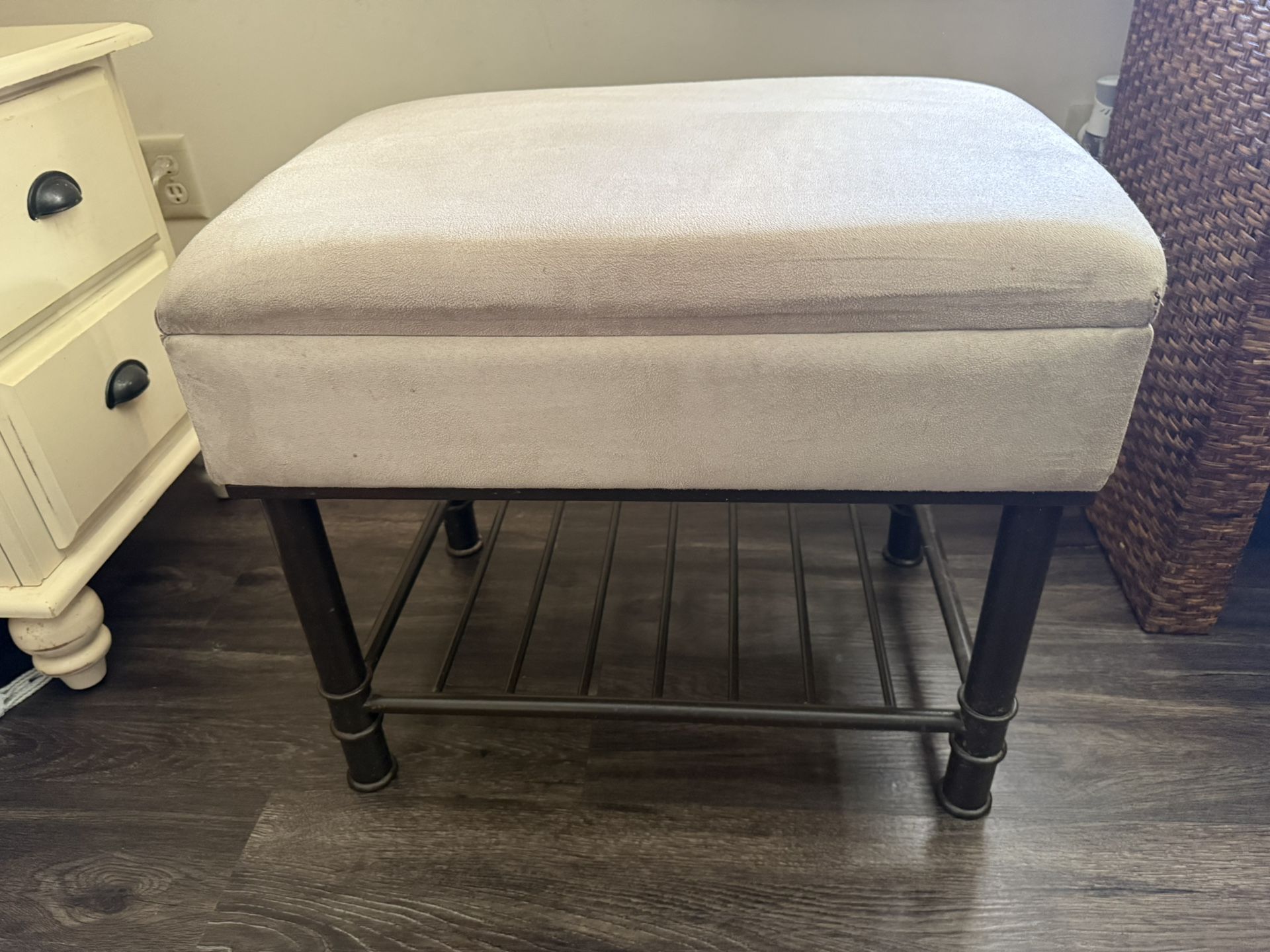 Sturdy Ottoman-opens for Storage!! Soft !!!!