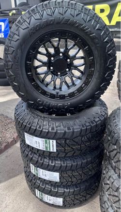 Wheeles lock 17x9 tire 265/70R17 Kumho road venture RT