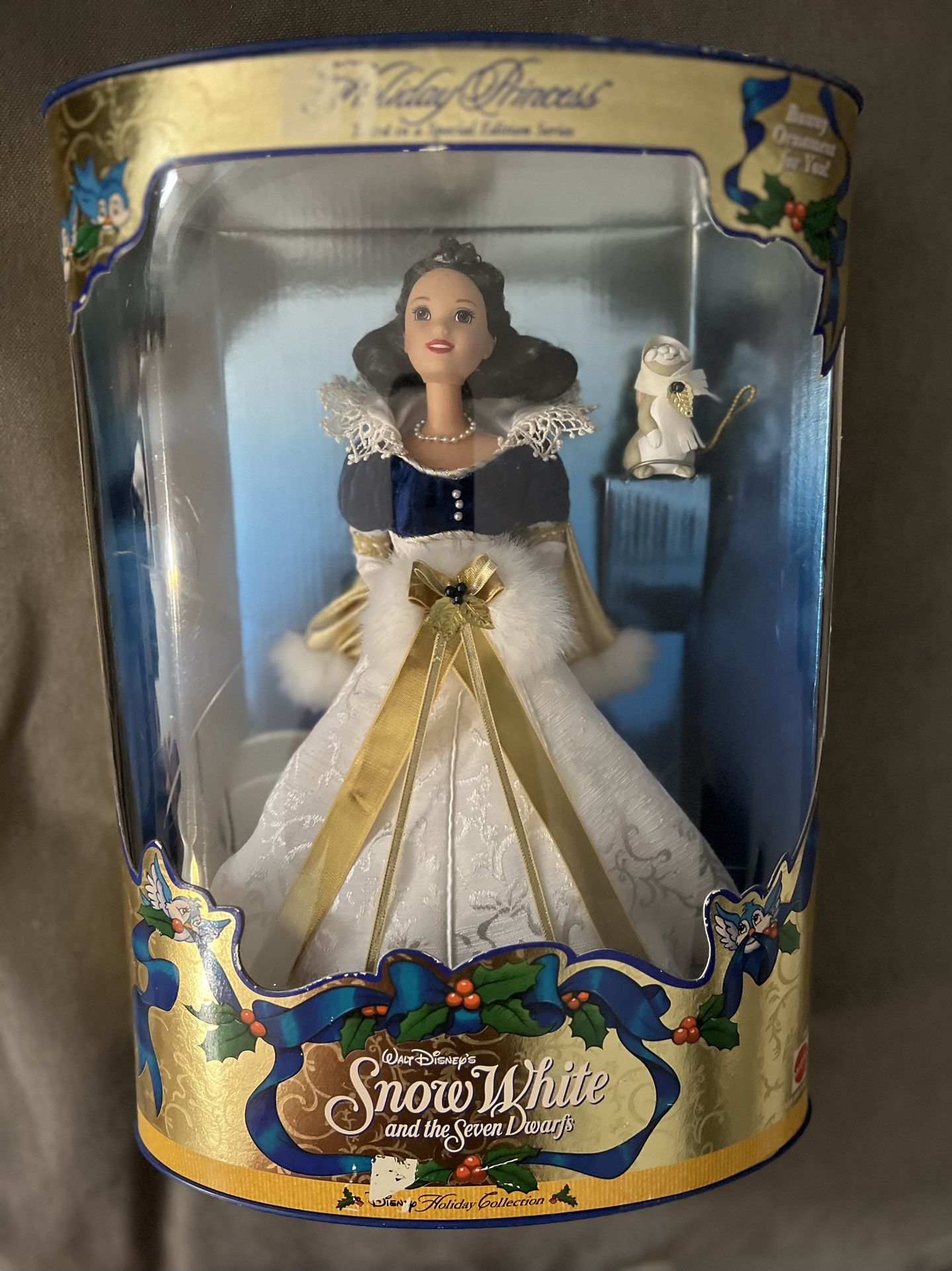 Vintage 1998 Disney's Snow White Holiday Princess Barbie 1998