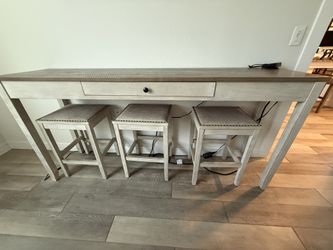 Wooden Console Table with Stools