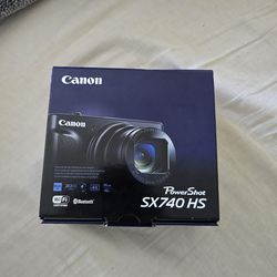 NEW Canon PowerShot SX740 HS digital camera!