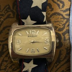 Scarf Watch With  6 Scarfs 