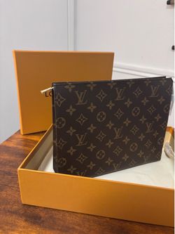 Louis vuitton toiletry pouch 26