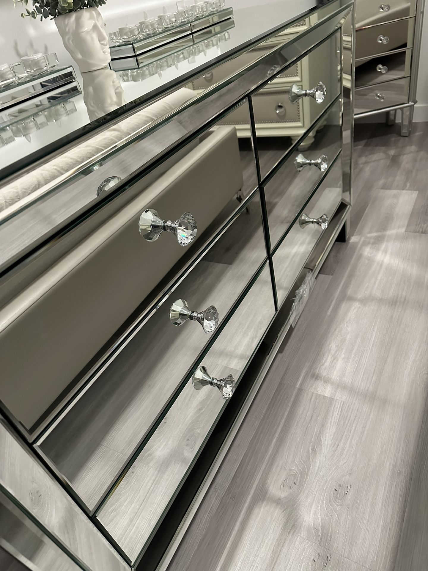 El Dorado Dylan Dresser (mirrored 6 Drawer Dresser)