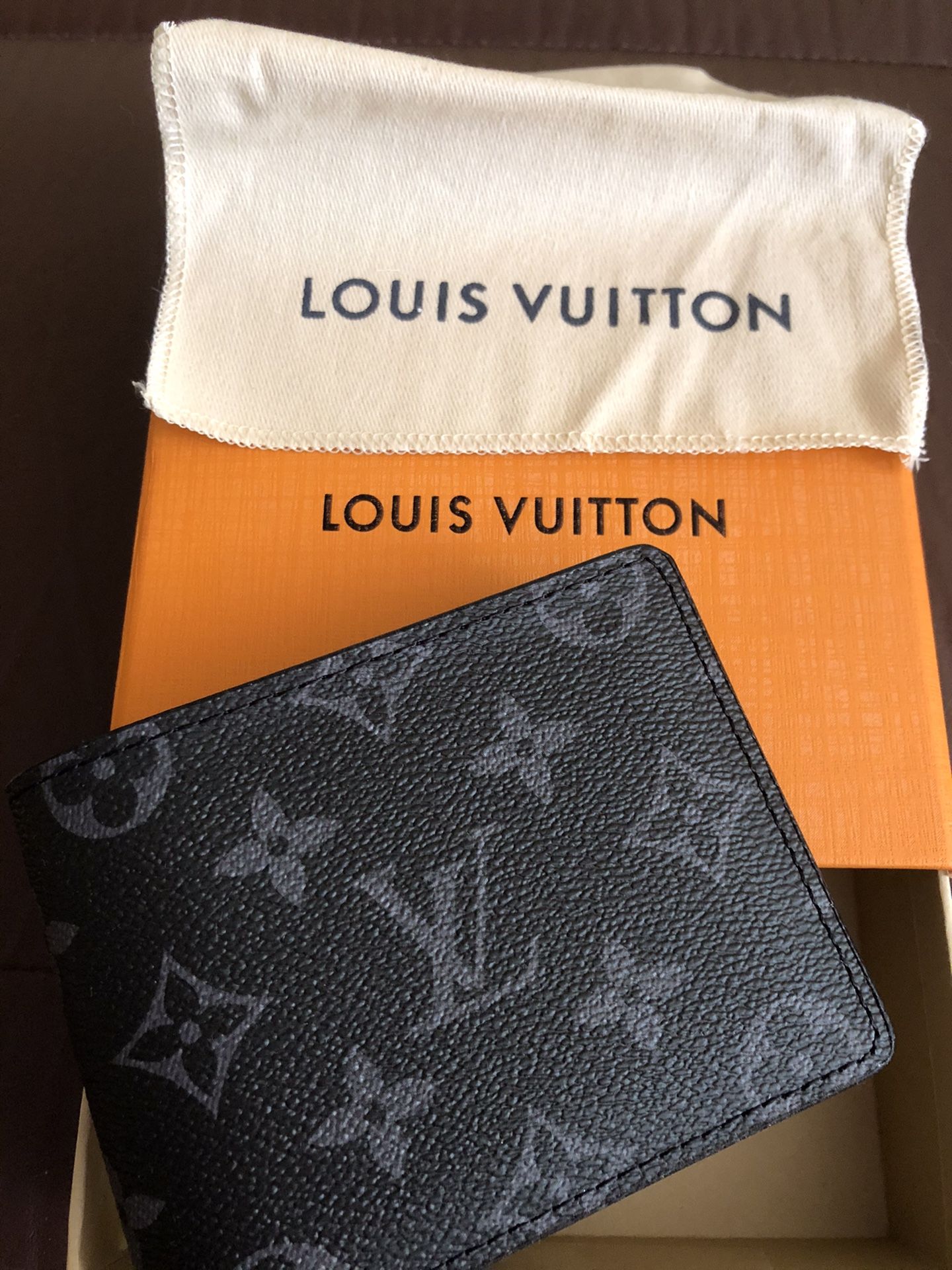 Louis Vuitton Wallet bifold Eclipse Monogram New