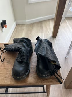 Dr Martens Size 6USL