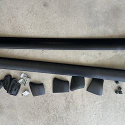 Tesla model y roof rack -yakima OEM crossbar complete set