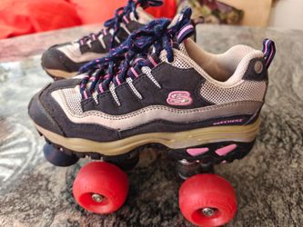 Skechers 4 Wheelers Roller Skates  Girls Size 3  Quad Roller Skates