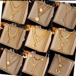 New Fashion Stainless Steel 18k Gold Plated Heart Butterfly Flower Necklace for Women Vintage Layered Staking Necklace Pendant 