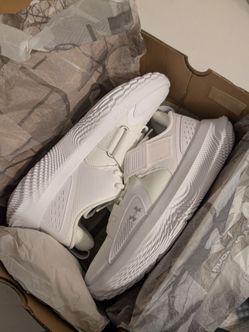 Under armour gym shoes $85