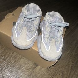 Toddler Yeezys 5c