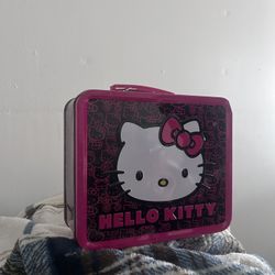 Hello Kitty Vintage Metal Lunchbox 