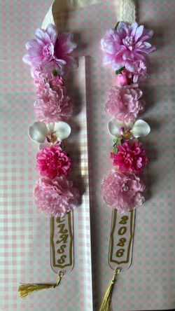 Flower leis
